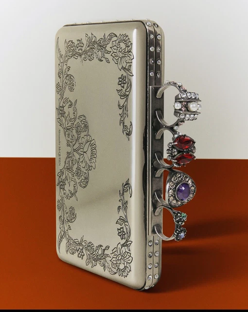 *ALEXANDER MCQUEEN* Jewelled Swarovski Four Ring Knuckle Case Clutch *ALEXANDER MCQUEEN* Jewelled Swarovski Four Ring Knuckle Case Clutch