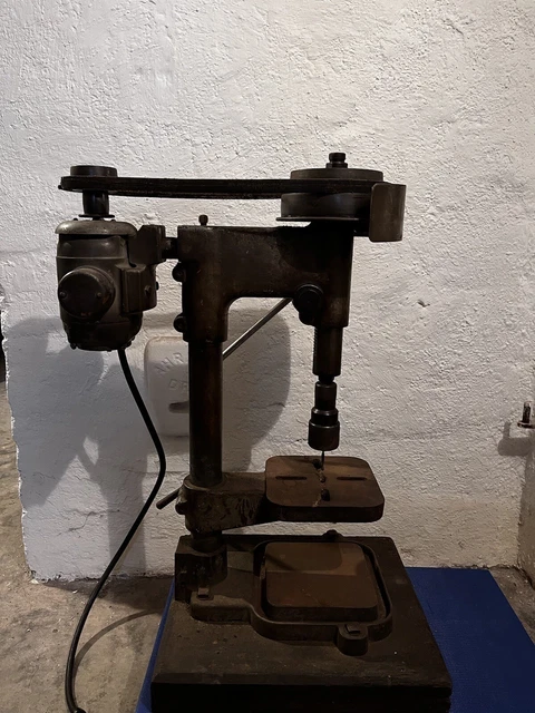Standbohrmaschine antik Standbohrmaschine antik