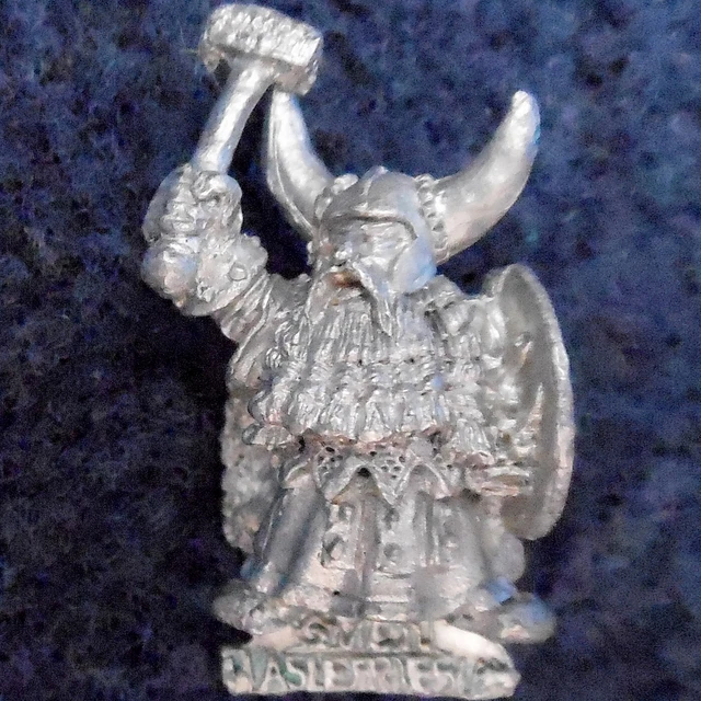 G.W. 1994 Plastic Chaos Nano with Ascia Citadel Guerriero Warhammer SPRUE G.W. 1994 Plastic Chaos Nano with Ascia Citadel Guerriero Warhammer SPRUE