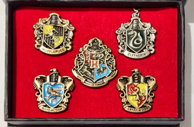 Ravenclaw House Crest (Harry Potter) Lapel Pin – Collector's Outpost