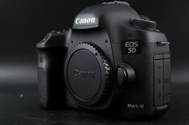 [Near Mint in Box] Canon EOS 5D Mark III 21.1MP Digital Camera Body Low Shutter 2