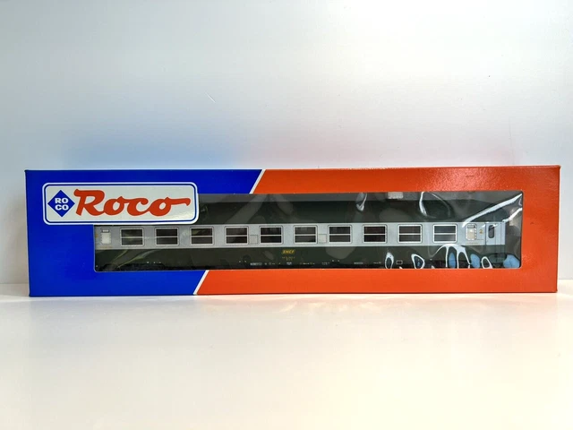 Roco 44601 Voiture Couchettes SNCF UIC B9c9 ép.IV échelle HO - état Neuf
