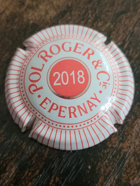 capsule de champagne pol roger 2018 rare état irréprochable