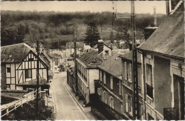 CPA MAINNEVILLE - Rue Pavée (160037)