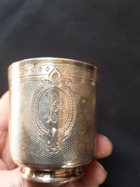 Tasse et sous tasse argent massif et vermeil  Minerve