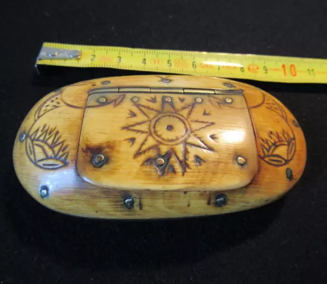Ancien Tabatiere Corne Medaille Art Populaire Box Snuff