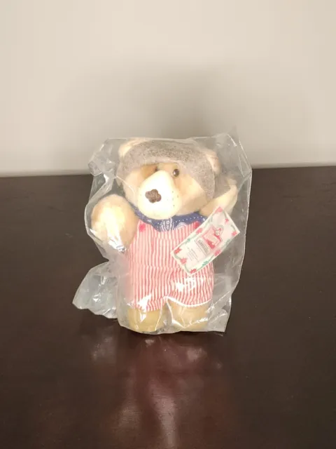 Vintage 1986 Wendy's Dudley Furskin Happy Holiday Plush Bear Stuffed Animal. S3