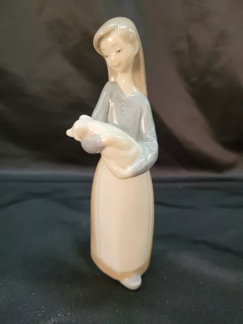 Vintage LLADRO RETIRED PIECE #1011 Girl with Pig