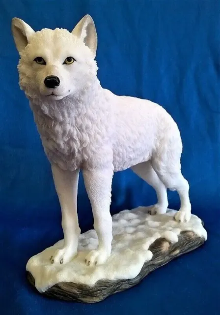 Superb "Winter Spirit" White Wolf Figurine Statue Ornament