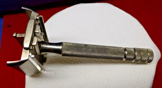 Vintage 1940's Gillette Super Speed TTO Double Edge DE Safety Razor