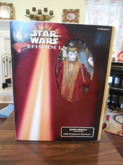 Star Wars Queen Amidala 1999 Portrait Edition Doll (Red Senate Gown) Mib