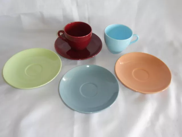 Vintage Australian Wembley Ware Cups & Saucers