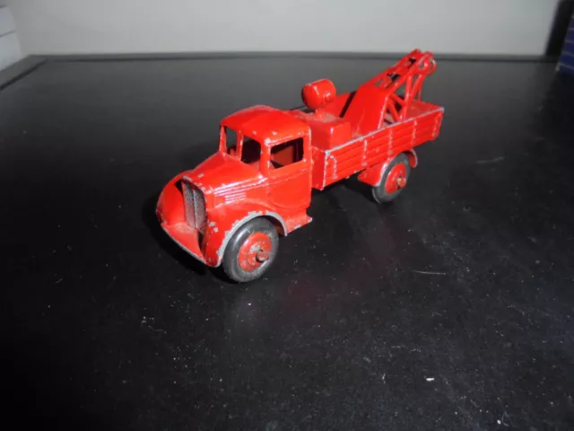 DINKY TOYS No.30E BREAKDOWN LORRY WITH CRANE WITH REAR CAB WINDOW REPAINT ????