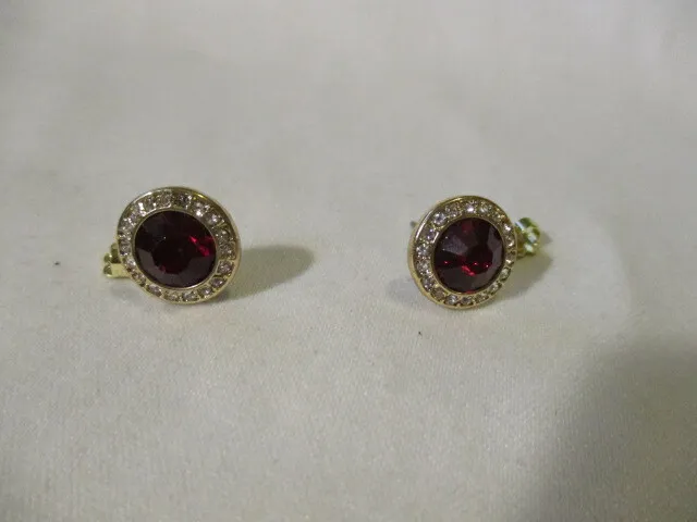 AVON Angelic Sparkling Stud Earrings Goldtone w/Rhinestones/Faux Stones RED