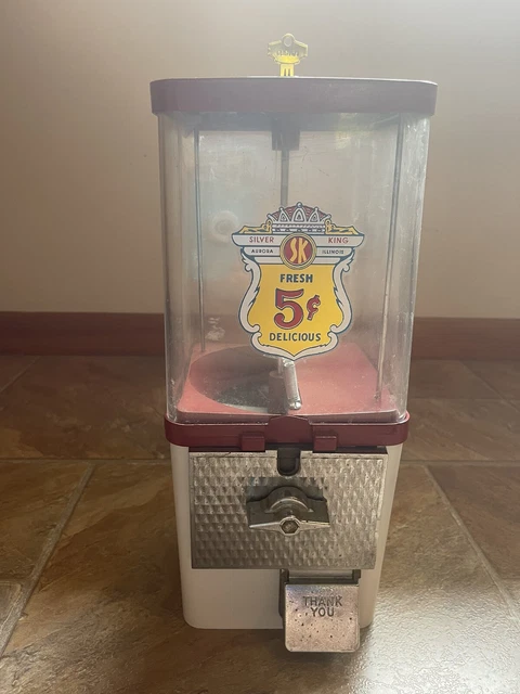 Vintage Komet Candy/Gum Machine--5 CENTS--works and includes key--read full desc