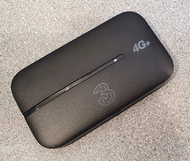 THREE 4G PLUS MiFi Mobile Broadband Hotspot Modem E5783330 2400mah