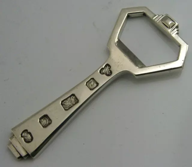 Quality English Sterling Silver Art Deco Style Bottle Opener  1977 Barware 2