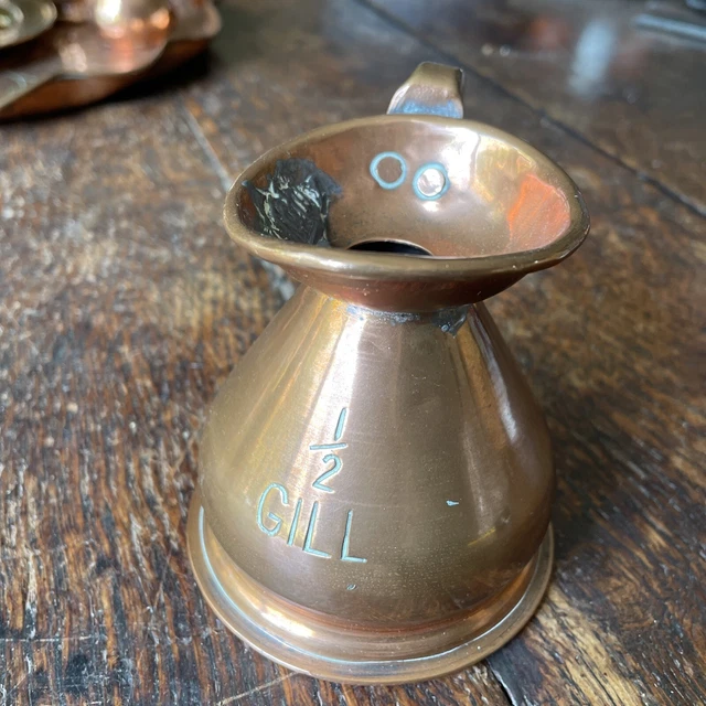 Antik 1/2 Kiemen Messkrug mit Bleistempel