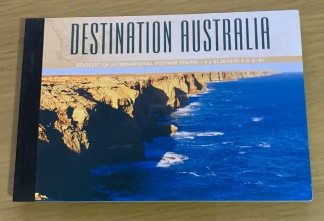 B7101 Australian stamp booklet hidden gems to visit no reserve
