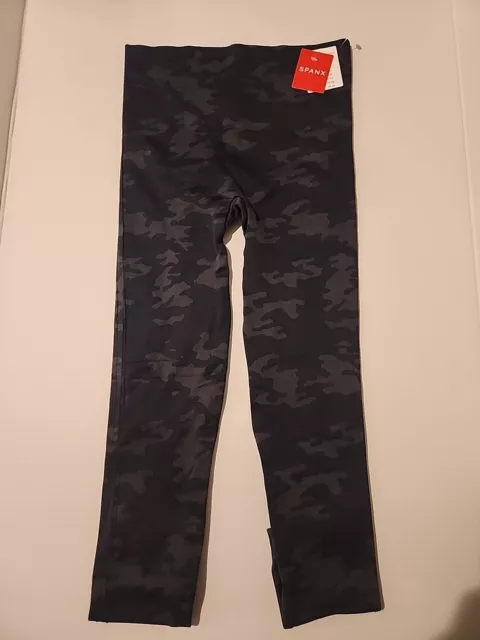 Spanx Look At Me Now Leggings Black Camo Womens Size M Medium - NWT