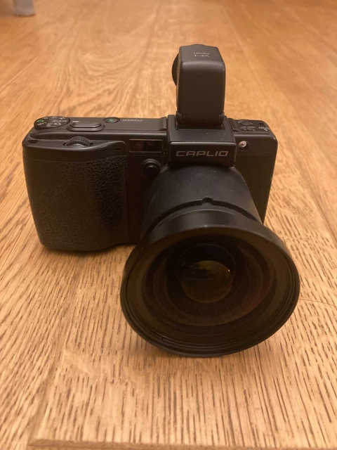 RICOH Caplio GX100 VF KIT + DW6 wide angle lens + HA-2 Hood & Adapter + 2gb card