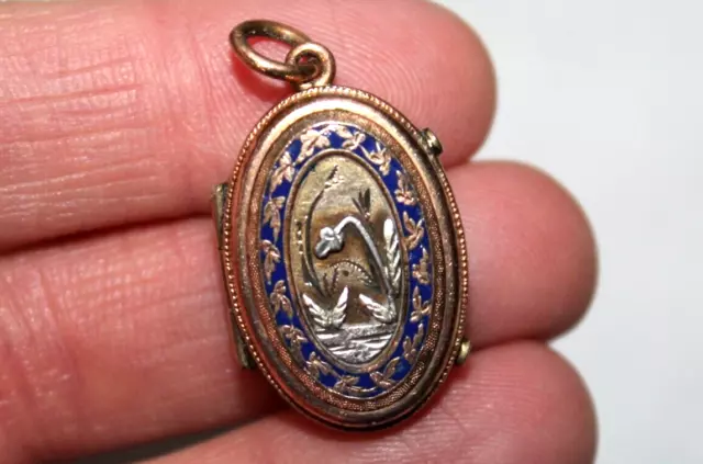 Stunning Antique Art Deco Gold Filled Blue Enamel Locket Pendant Silver Flower Stunning Antique Art Deco Gold Filled Blue Enamel Locket Pendant Silver Flower