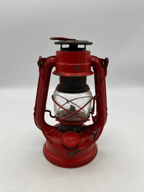 Winged Wheel No 350 Red Oil Lamp Lantern Made in Japan 7 1/4" Tall Vintage