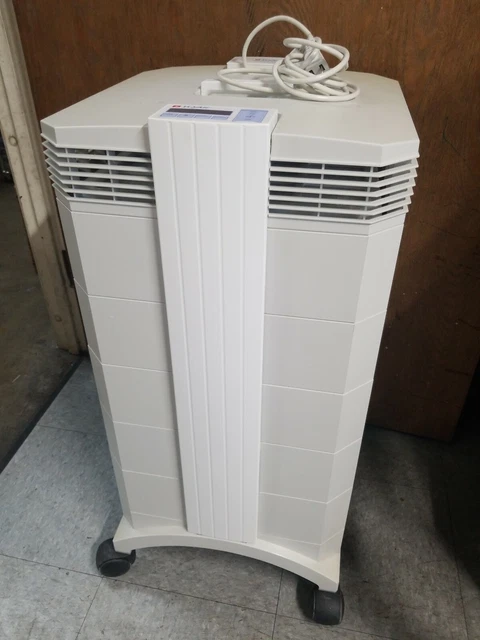 IQ Air Purifier Cleaning System Swiss Made HealthPro Series 1100 hrs filter life