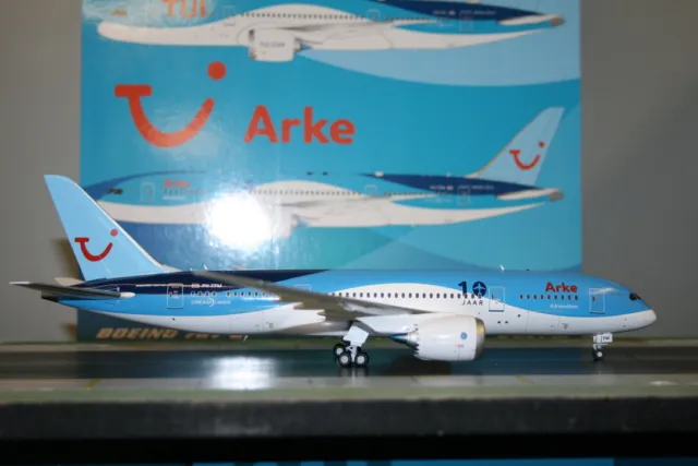 JC WINGS 1:200 Arke Fly Boeing 787-8 PH-TFM (LH2005) Die-Cast ...