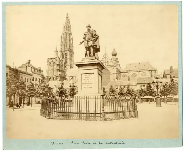 Belgique, Anvers, la cathédrale Notre-Dame et la place Verte  Vintage vintage pr