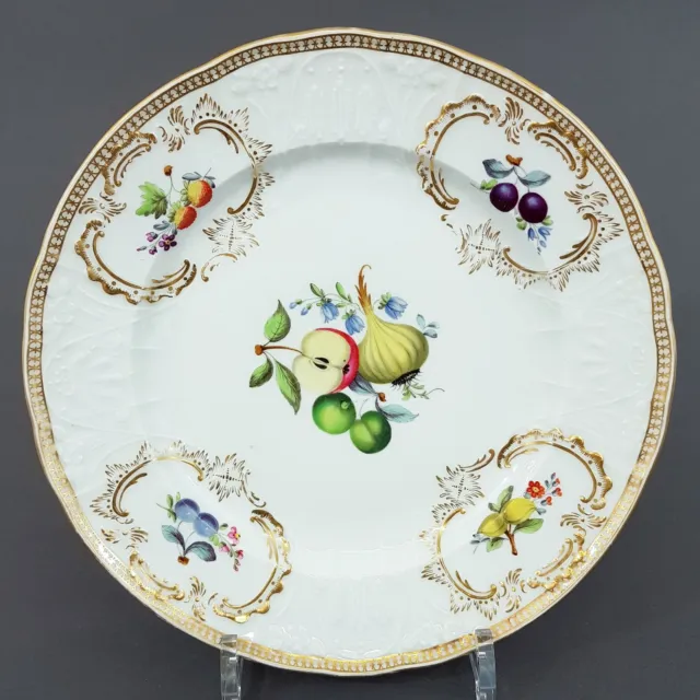 (M0281) Meissen Teller, Dulong Relief, Obst / Früchte Motiv, um 1820, D=24,5 cm