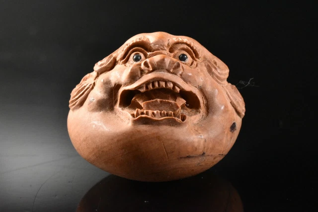 M2093: Japanese Wooden Lion sculpture NETSUKE Inro, Hang items kimono sash
