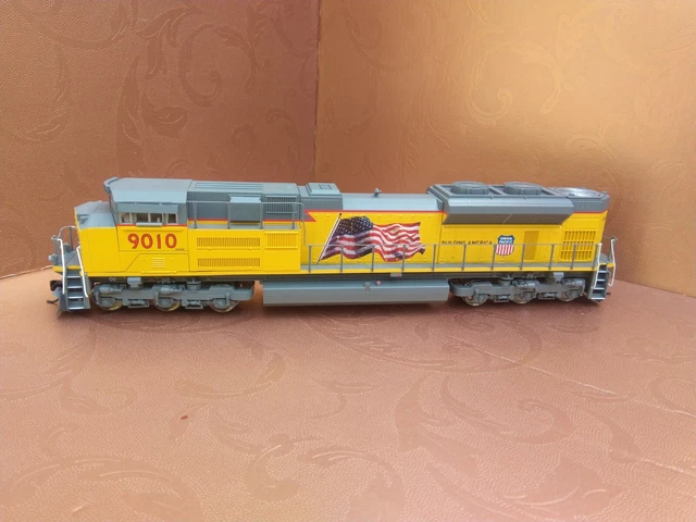 Locomotive Diesel H0 Walthers - EMD SD70M Union Pacific - 11015 - Neuve