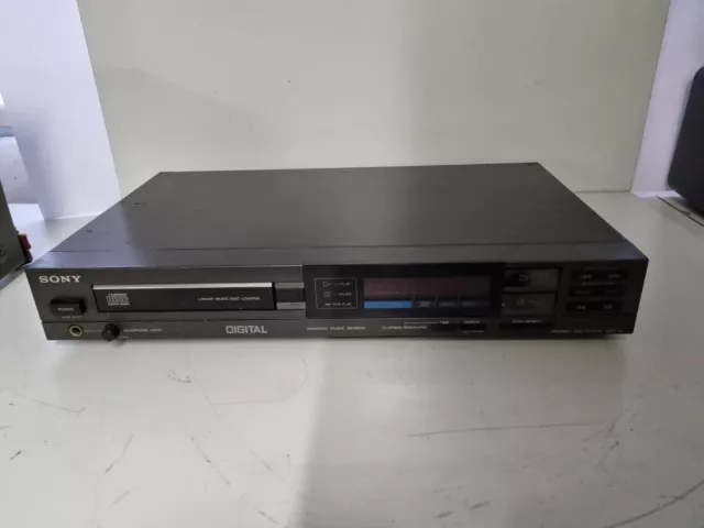 Sony CDP-70 Compact Disc Player Skate Disc Loading Digital 100%  OK