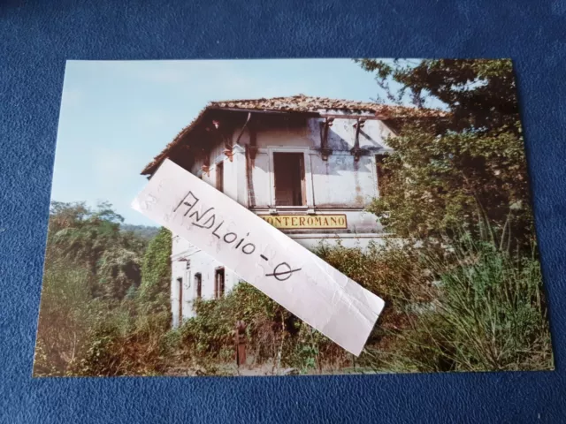 Fotografia Stazione ferroviaria diroccata di Monte Romano Agosto 1982