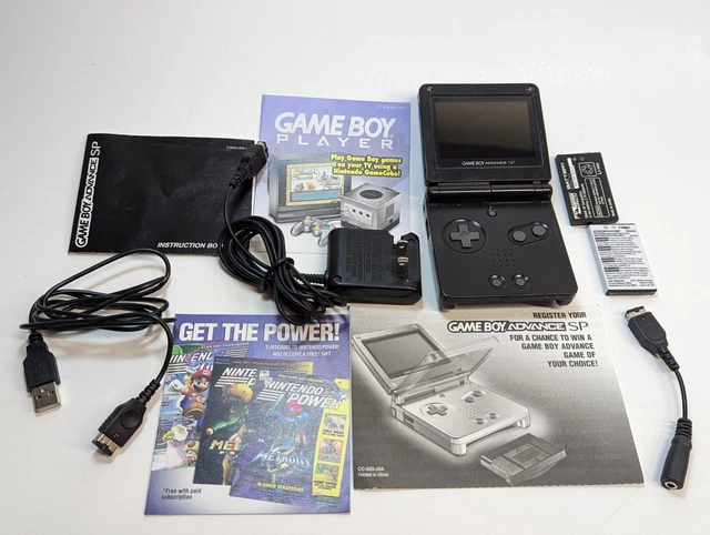 Nintendo gameboy advance black in box（Game Boy vs. Super