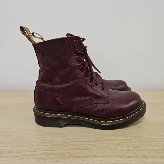 Dr martens 1460 sales pascal virginia cherry red