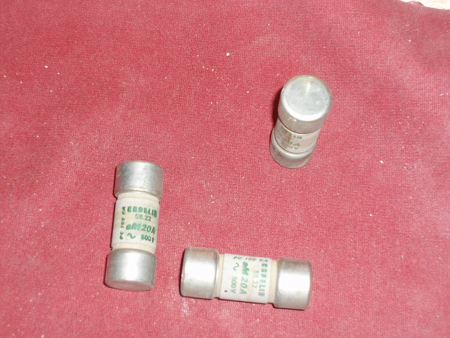 Lot De 5 Fusibles Navette Pour Voiture - 5A, 8A, 10A, 16A, 25A - Neuf