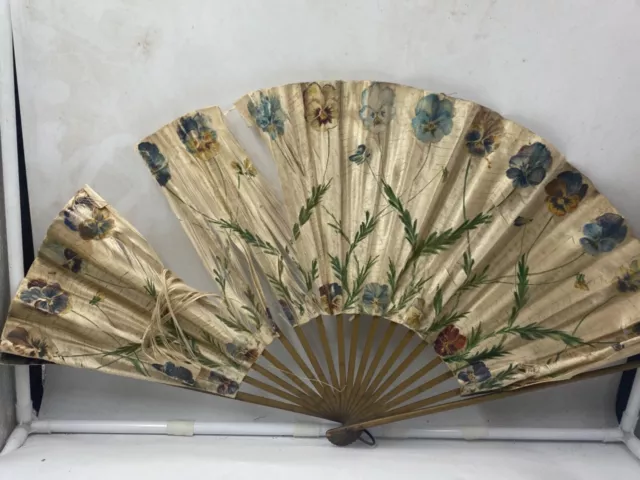 Stunning  Silk Leaf Folding Hand Fan (29)