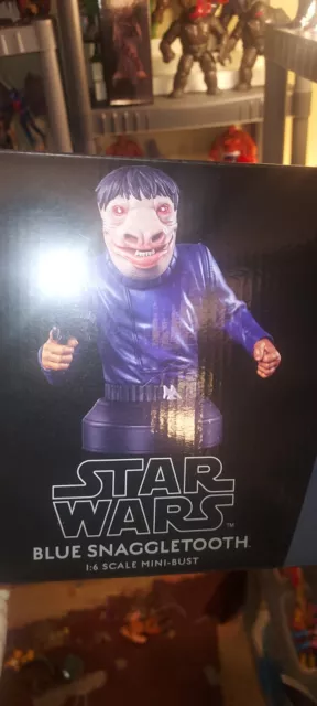 Gentle Giant Star Wars Blue Snaggletooth mini bust 970 of 2000