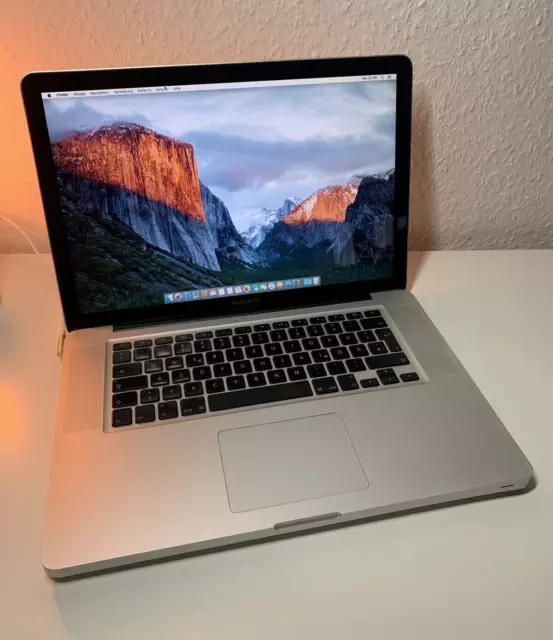Apple MacBook 15,4 Zoll 2008 | Mac OS El Capitan 10.11 | 8 GB / 500GB  | Mängel