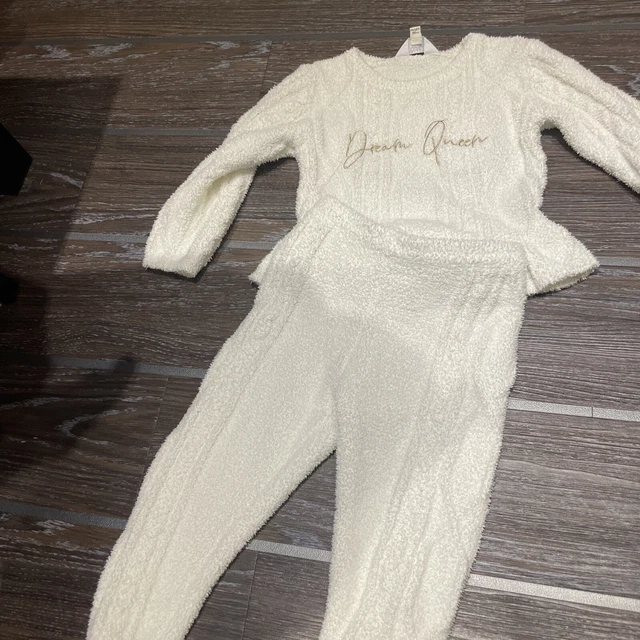 River Island girls tracksuit, 2-3 years