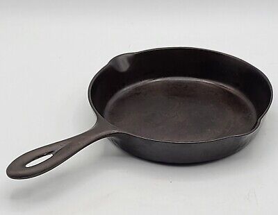 VTG Chicago Hardware Foundry CHF #3 HAMMERED CAST IRON SKILLET PAN 8_3 A, 6 1/2"