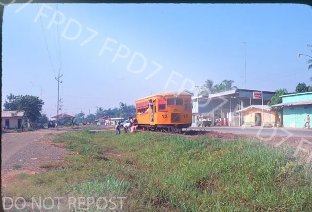 ORIGINAL SLIDE Panama FC Chriqui Motor Car 12 Scene;Progresso;March 1978