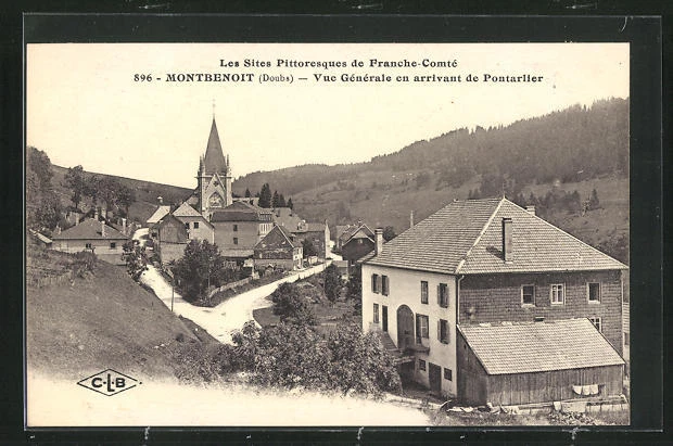 CPA Montbenoit, Vue Generale en arrivant de Pontarlier