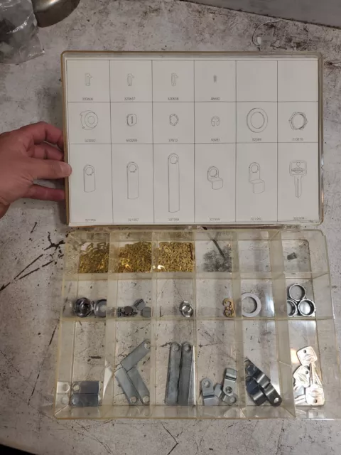 Locksmith Weather Resistant cam lock service Kit Briggs & Stratton Part 701937 Locksmith Weather Resistant cam lock service Kit Briggs & Stratton Part 701937