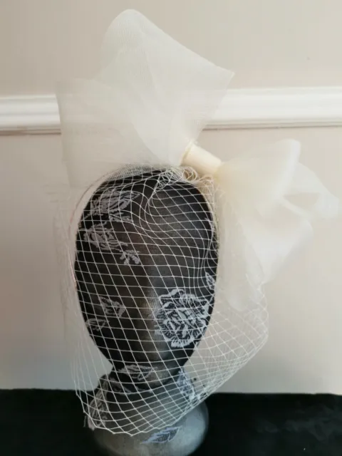 ivory off white crin fascinator headband head piece wedding veil ascot bridal