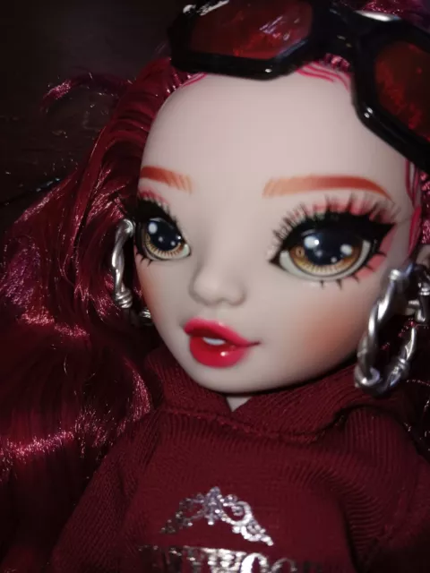 MGA RAINBOW HIGH Scarlet ROSE Shadow High Doll Series 3 Original Outfit ...