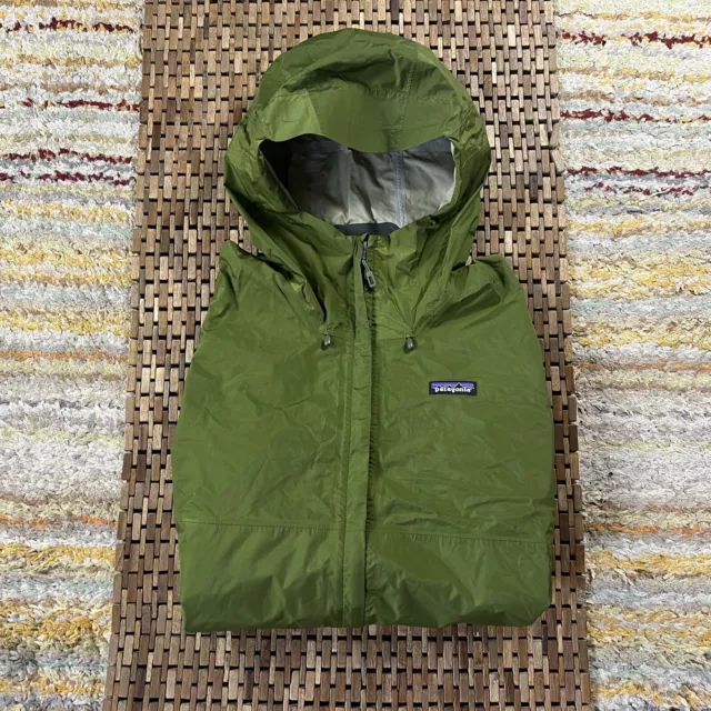 Patagonia Torrentshell Waterproof Rain Shell Jacket Coat Forest Green Medium M