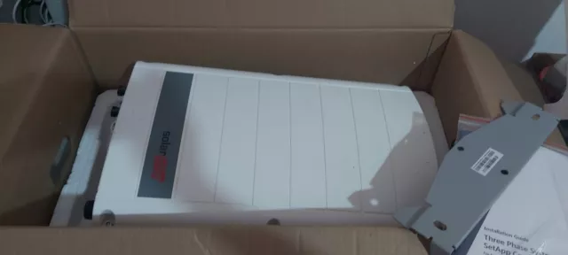 SOLAREDGE SE9K-USR28NNU4 3 PHASE SOLAR INVERTER Make Offers!